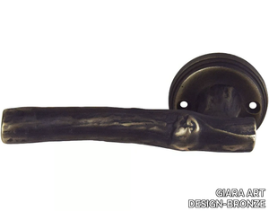 TRONCO - Bronze door handle on rose _ GIARA ART DESIGN-BRONZE