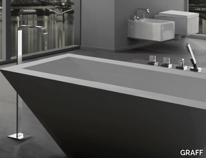 TARGA - Floor standing bathtub set with hand shower _ GRAFF