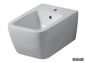 ICON SQUARE - Wall-hung Vitreous China bidet with overflow _ Geberit