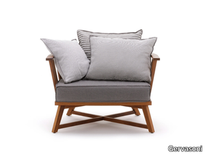 INOUT 707 - Oak garden armchair with armrests _ Gervasoni
