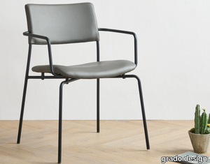 STILO - Leather chair with armrests and base in steel _ grado design