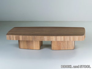 TAKUDA - Solid wood coffee table _ HOOKL und STOOL