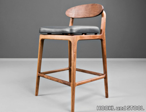 LABOR - High upholstered leather barstool _ HOOKL und STOOL