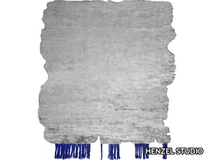 BJORKLOVEN SILVER COBALT - Handmade rug _ HENZEL STUDIO