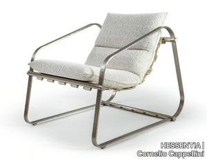 PAULINE - Sled base fabric armchair with armrests _ HESSENTIA | Cornelio Cappellini