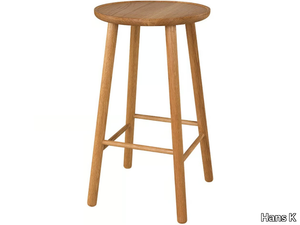 ZIGZAG 660 - High oak stool with footrest _ Hans K