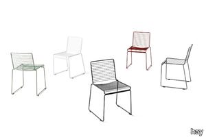 HEE - Stackable powder coated steel chair _ Hay