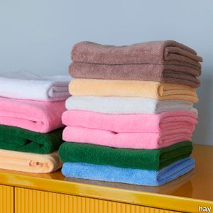 Mono Hand Towel