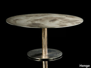 TWISTABLE - Round plate side table _ Henge