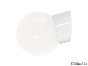 CLASSIC GLOBE - Shiny opal glass and porcelain wall lamp _ Ifö Electric