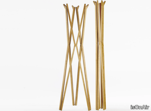 SESTO - Solid wood coat stand _ isOnAir