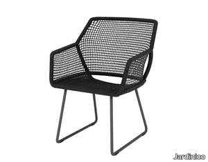 LEWIS LOW - Polyethylene garden chair with armrests _ Jardinico