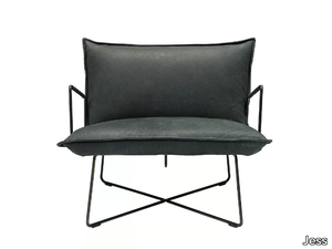 EARL - Leather armchair with armrests _ Jess