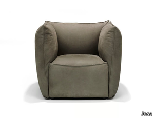 VASA - Leather armchair with armrests _ Jess