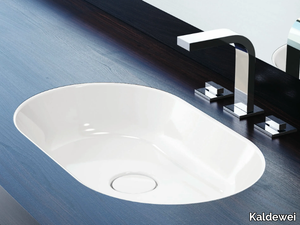 CENTRO - Undermount oval enamelled steel washbasin _ Kaldewei