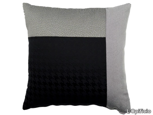 CARRÈ T 082-16 - Square fabric cushion _ L'Opificio