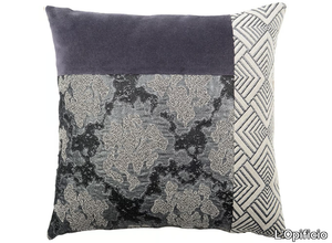 CARRÉ T 184-15 - Square fabric cushion _ L'Opificio