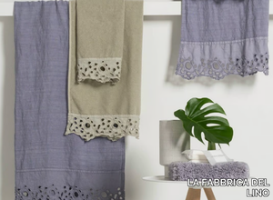 CERCHI - Linen bath towel _ LA FABBRICA DEL LINO