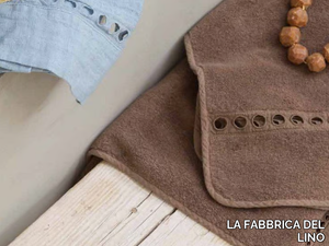 A'JOUR - Linen bath towel _ LA FABBRICA DEL LINO