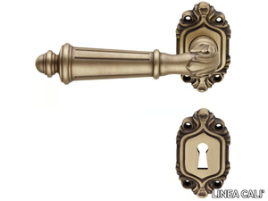 AIDA - Brass door handle on rose with lock _ LINEA CALI'