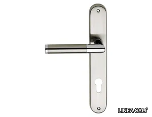 KARINA - Classic style brass door handle on back plate with lock _ LINEA CALI'