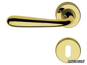 GARDA - Classic style brass door handle on rose with lock _ LINEA CALI'