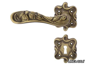 ARTE - Chromed brass door handle on rose with lock _ LINEA CALI'