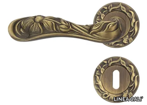 ARTE - Chromed brass door handle on rose with lock _ LINEA CALI'