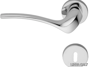 IBIS - Chromed brass door handle on rose with lock _ LINEA CALI'