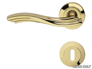 MARINA - Classic style brass door handle on rose with lock _ LINEA CALI'