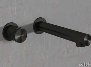 URBAN - 2 hole wall-mounted bathtub mixer _ LUSSO