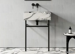 VERNANTE - Single Arabescato marble console sink with towel rail _ LUSSO