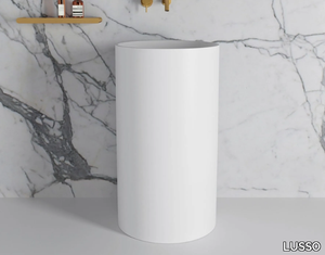 ALESSA - Freestanding round Resin Stone washbasin _ LUSSO