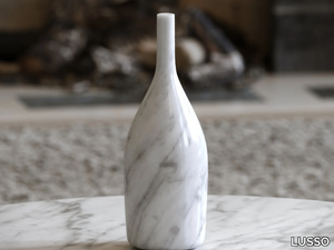 FRIZZANTE - Carrara marble decorative object _ LUSSO