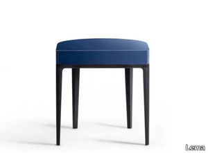 VIC - Solid wood bedside table _ Lema