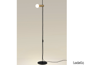 NUDE SINGLE - Floor lamp _ LedsC4