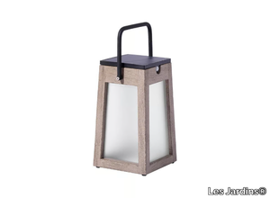 TECK147 - Solar powered teak lantern _ Les Jardins®