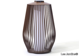 TINK601 - Solar powered aluminium lantern _ Les Jardins®