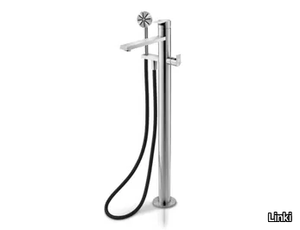 TEK 072 - Floor standing stainless steel bathtub mixer with flexible hose _ Linki