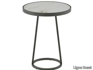 CIRCLES - Round steel garden side table _ Ligne Roset