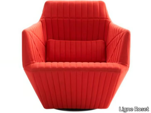 FACETT - Swivel fabric armchair with armrests _ Ligne Roset