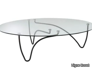 RYTHME - Low oval tempered glass coffee table _ Ligne Roset