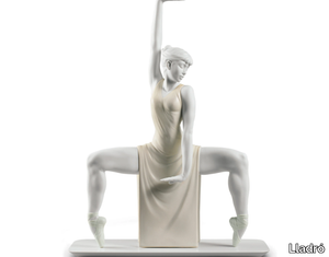 CONTEMPORARY DANCER WOMAN - Porcelain decorative object _ Lladró