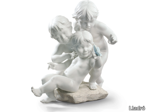 CHILDREN'S CURIOSITY - Porcelain decorative object _ Lladró