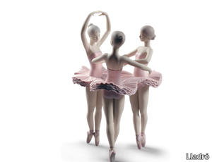 OUR BALLET POSE DANCERS - Porcelain decorative object _ Lladró