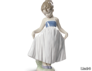 LOOK AT MY DRESS GIRL - Porcelain decorative object _ Lladró