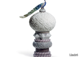 PEACOCK - Porcelain table lamp _ Lladró