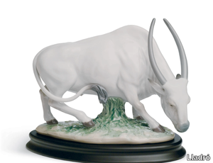 THE OX - Porcelain decorative object _ Lladró