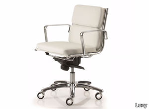 LIGHT - Executive chair with armrests with 5-spoke base _ Luxy