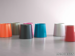 BOBINO - Round metal bistro side table with castors _ MEMEDESIGN